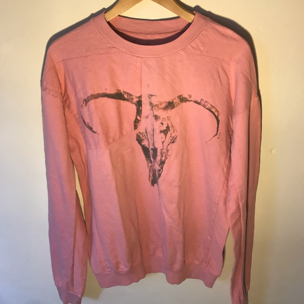 Men’s Pink Sweater with Longhorn
